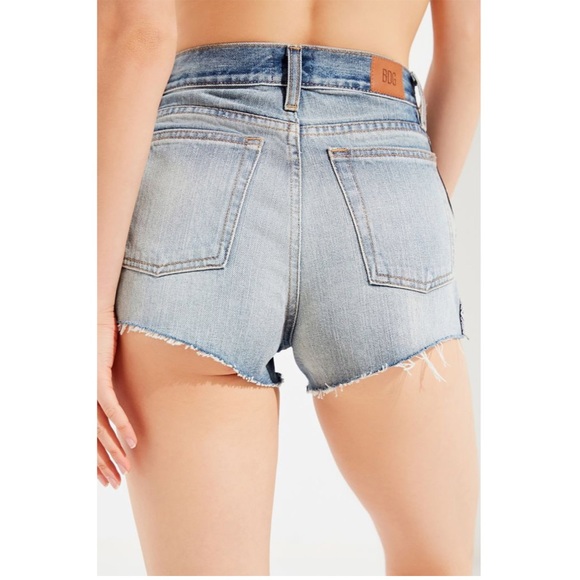Urban Outfitters // BDG Girlfriend High Rise Shorts🌛 - Picture 4 of 13
